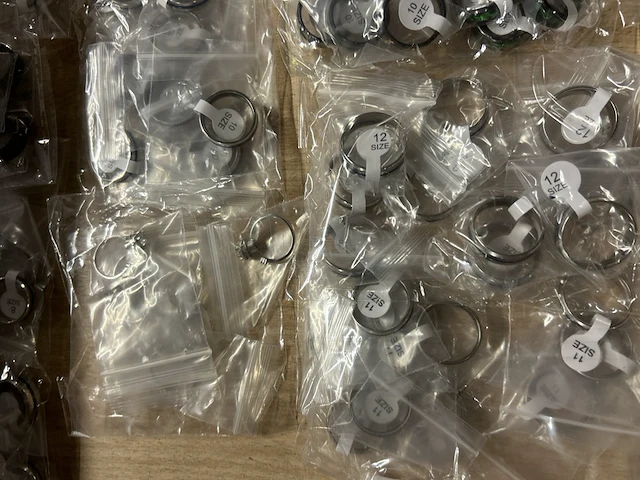 400x (online) voorraad juwelier - stainless steel sieraden van hoge kwaliteit - afbeelding 4 van  5