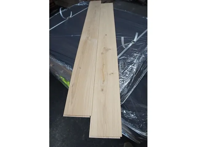 40,95 m² massief eiken parket - afbeelding 4 van  4