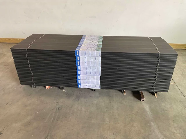 40,9m² composiet vlonderpakket antraciet - afbeelding 1 van  7