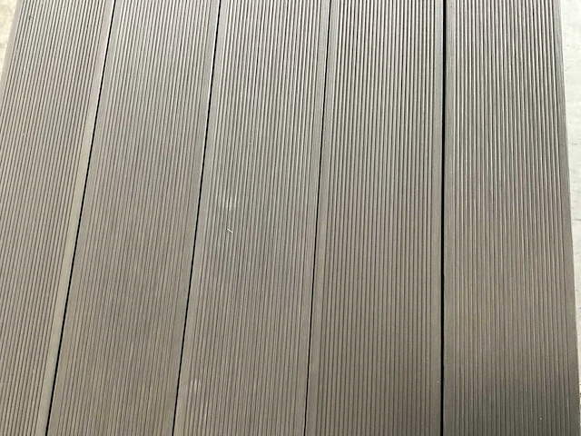 40,9m² composiet vlonderpakket antraciet - afbeelding 7 van  7