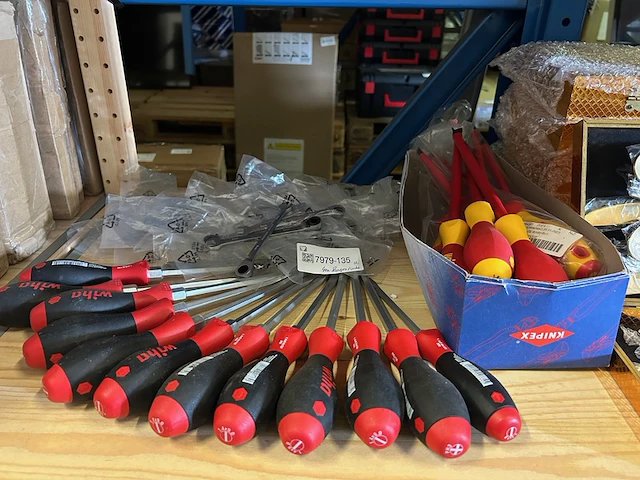 40x handgereedschap w.o. wiha, knipex - afbeelding 1 van  5