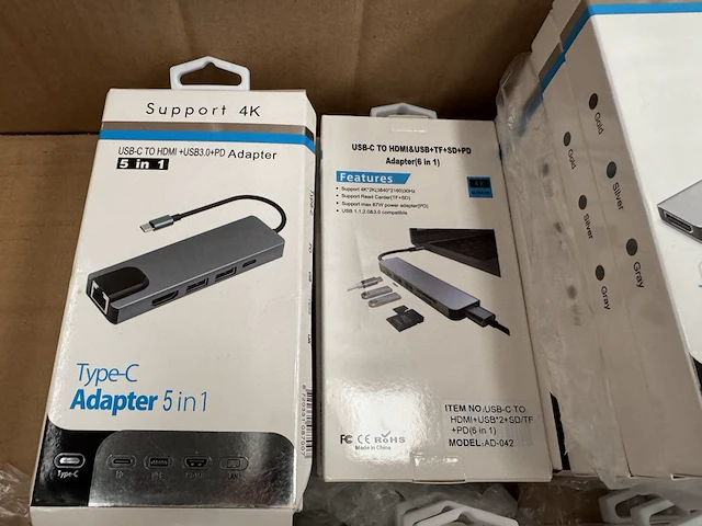 41x adapter usb-c (38x 6-in-1, 3x 5-in-1) - afbeelding 7 van  7