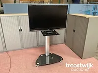42” lcd televisie op standaard