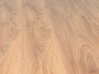42 m2 laminaat plank - 1288 x 195 x 10 mm - afbeelding 1 van  4