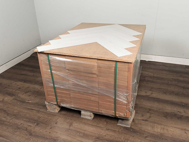 42 m2 pvc dryback visgraat - 610 x 150 x 2,5 mm - afbeelding 4 van  4