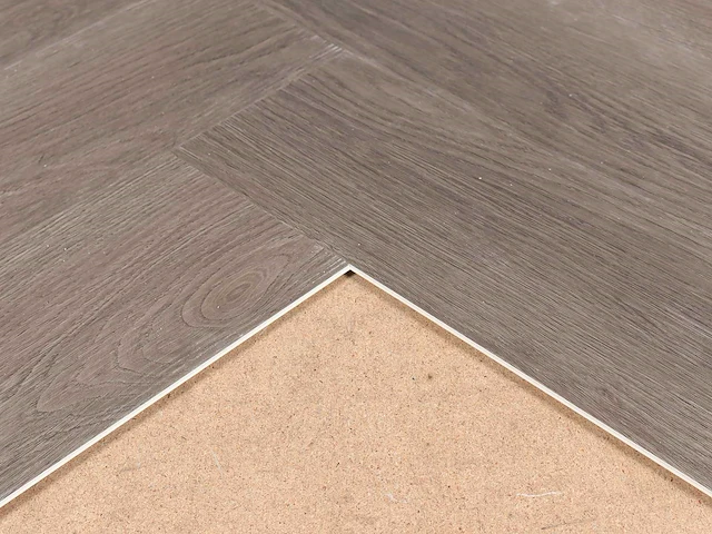 42 m2 pvc spc click visgraat - 610 x 150 x 4 mm - afbeelding 2 van  4
