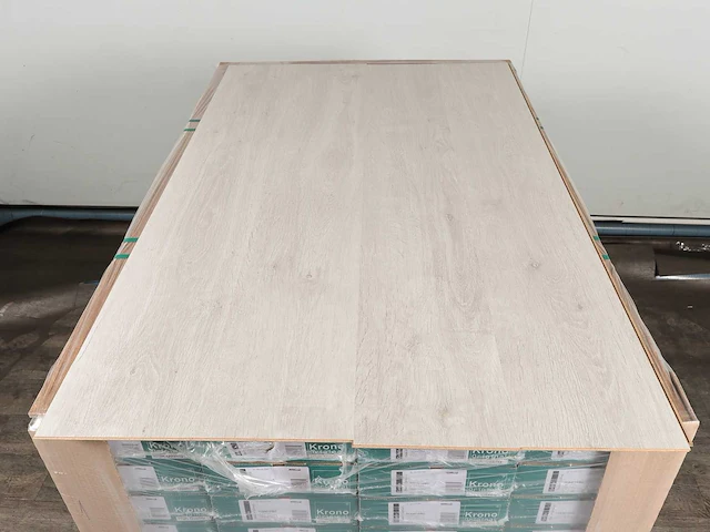 44 m2 laminaat plank - 1285 x 192 x 8 mm - afbeelding 3 van  4