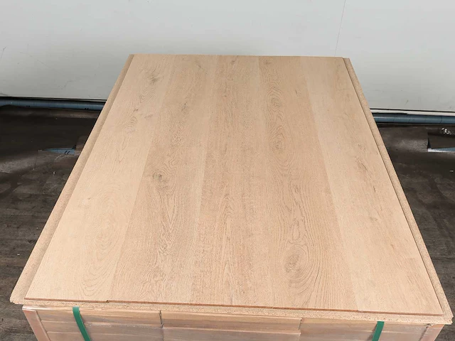 44 m2 pvc click plank op hdf met filt onderlaag - 1222 x 182 x 8,5 mm - afbeelding 3 van  4