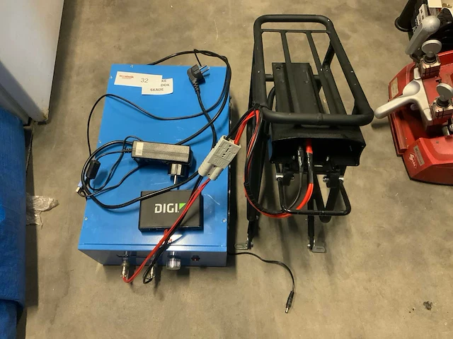 442-w-30 fiets accu tester - afbeelding 1 van  5