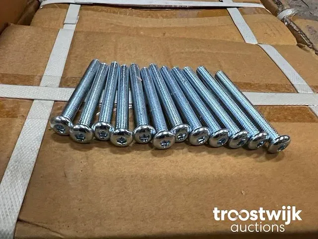 44200 inbusbouten m8x70mm lage bolkop - afbeelding 4 van  6