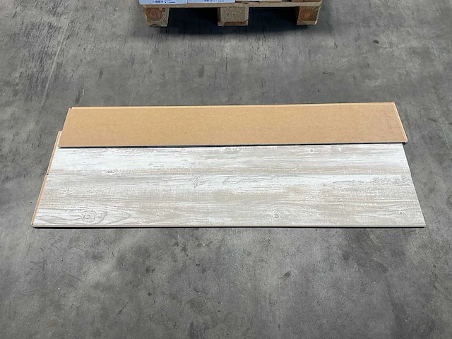 44,9m² classen home edition kliklaminaat reclaimed pine - afbeelding 3 van  9