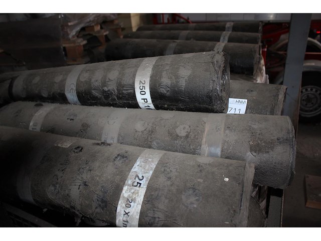 45 rollen geperforeerde onderlaag 250p16. - afbeelding 2 van  2