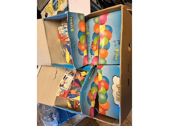 45 zakjes leeftijds ballonnen, jongen, meisje en huwelijk retour uit verkoop - afbeelding 11 van  11