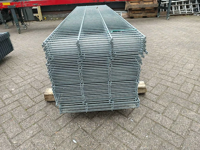 45x heras - 8/6/8 - dubbelstaafs hekwerk gegalvaniseerd - afbeelding 8 van  10
