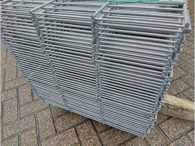 45x heras - dubbelstaafs hekwerk 8/6/8 (45x) 0,6m volbad gegalvaniseerd - afbeelding 2 van  11