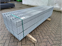45x heras - dubbelstaafs hekwerk 8/6/8 (45x) 0,6m volbad gegalvaniseerd - afbeelding 1 van  11