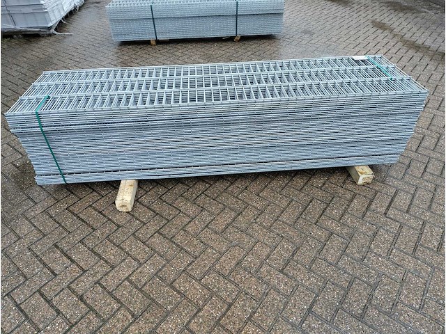45x heras - dubbelstaafs hekwerk 8/6/8 (45x) 0,6m volbad gegalvaniseerd - afbeelding 9 van  11