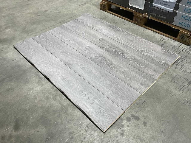 47,5m² purity pulse eiken antraciet laminaatvloer - afbeelding 7 van  11