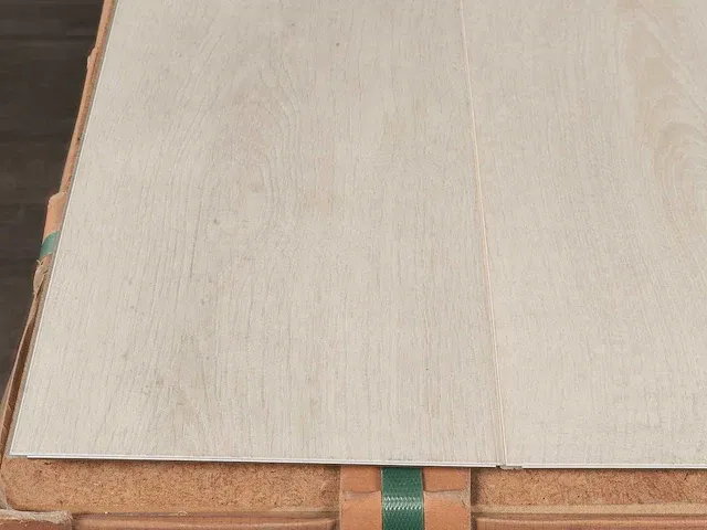 48 m2 pvc click plank - 1251 x 187 x 4,5 mm - afbeelding 2 van  4
