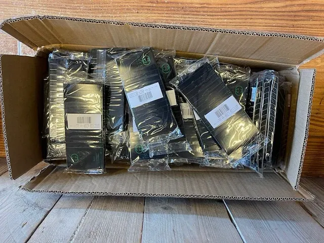 480 stuks testers gucci guilty black - afbeelding 1 van  4