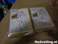 48x kleur je eigen wenskaart hoera een baby incl 4 krijtjes
