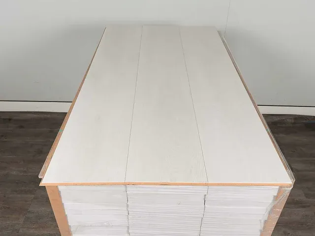49 m2 breed laminaat - 1380 x 246 x 8 mm - afbeelding 3 van  4