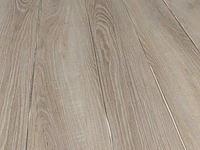 49 m2 pvc zelfklevend stroken - 1219 x 184 x 2,5 mm - afbeelding 1 van  4