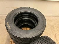 4x 295/60 r22.5 retread vrachtwagenband - afbeelding 6 van  6