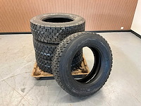 4x 315/60 r22.5 pirelli retread vrachtwagenband - afbeelding 2 van  7