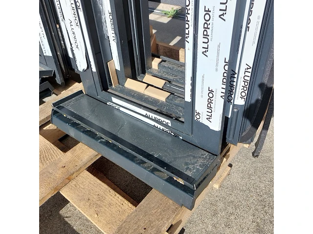 4x aluminium kozijn met kiepraam, zwartgrijs (mat) - afbeelding 5 van  13