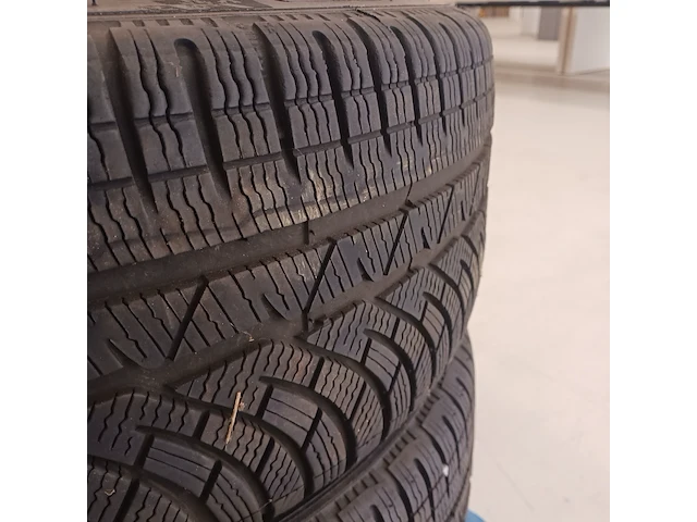 4x aluminium velg met winterband voor skoda, michelin, pilot alpin - 225/40 r 18 92v - afbeelding 4 van  12