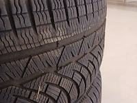 4x aluminium velg met winterband voor skoda, michelin, pilot alpin - 225/40 r 18 92v - afbeelding 4 van  12