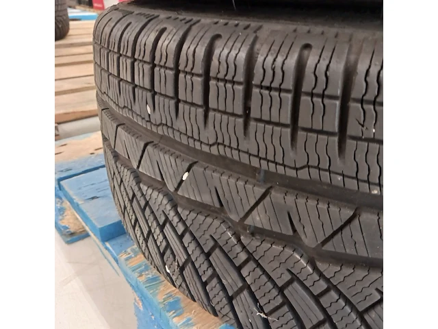4x aluminium velg met winterband voor skoda, michelin, pilot alpin - 225/40 r 18 92v - afbeelding 12 van  12