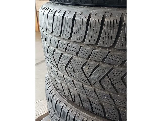4x autobanden, pirelli, 285/40/zr21 p zero, zwart - afbeelding 8 van  9
