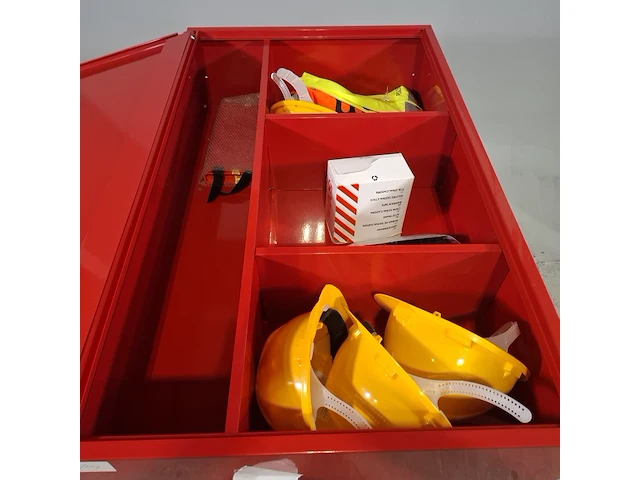 4x bhv kast met inhoud - afbeelding 3 van  7