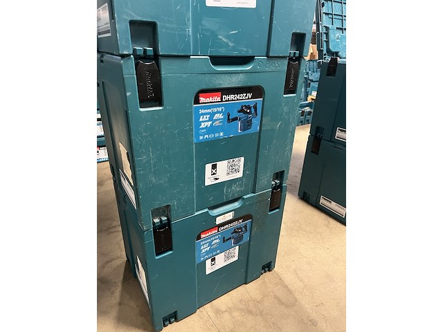 4x bouwgereedschap, 1x 18v accu, 1x lader, m-boxen makita, 2x dhs630zj, 2x dhr242zjv - afbeelding 3 van  4