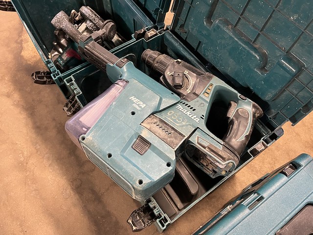 4x bouwgereedschap in m-box (1x decoupeerzaag, 2x cirkelzaag) makita, 2x djv182zj, 2x dhs630zj - afbeelding 4 van  6