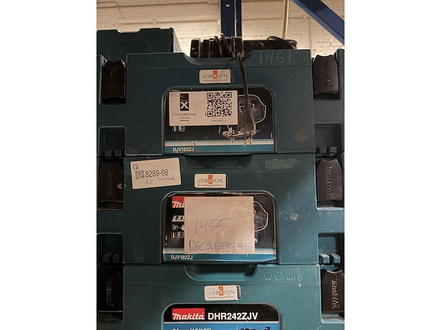 4x bouwgereedschap in m-box met 1x accu, 1x lader makita, dhs630zj, dhr242zjv, 2x djv182zj - afbeelding 3 van  3
