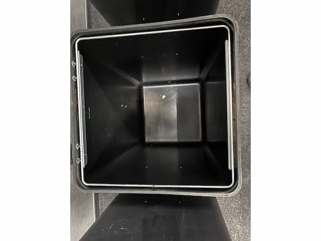 4x brickbin - duurzame sorteerprullenbak 65l - afbeelding 9 van  17
