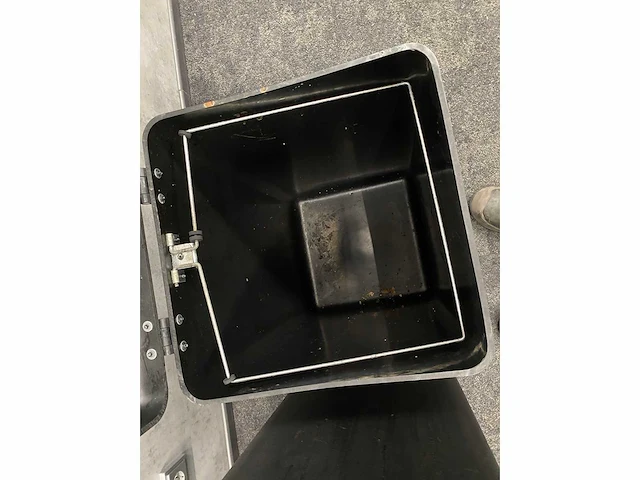 4x brickbin - duurzame sorteerprullenbak 65l - afbeelding 8 van  17