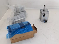 4x compacte cilinder festo - afbeelding 1 van  11