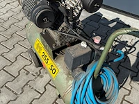 4x compressor met 3 steekwagens, 3x pion - afbeelding 4 van  9