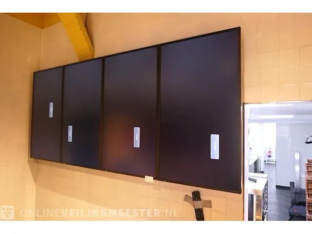 4x d-line monitor philips, 43bdl4511d, bouwjaar 2022 - afbeelding 2 van  6