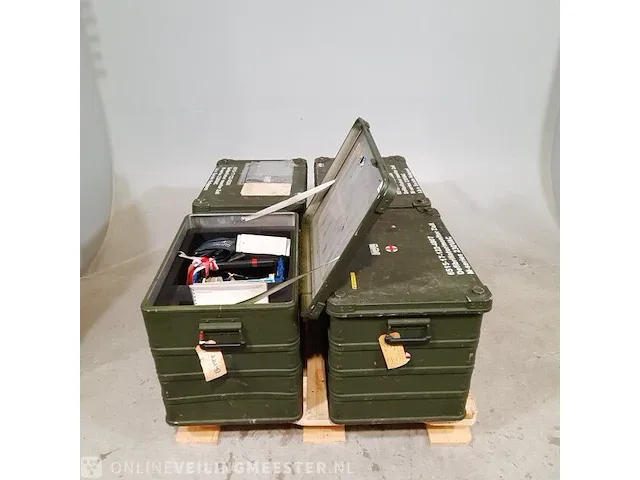 4x defibrilator in transportkist zoll, m-series - afbeelding 1 van  8