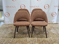 4x design stoel knoll , saarinen executive chair, roze - afbeelding 1 van  16