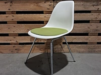 4x design stoel met vast zitkussen, vitra., eames, groen & geel - afbeelding 1 van  9