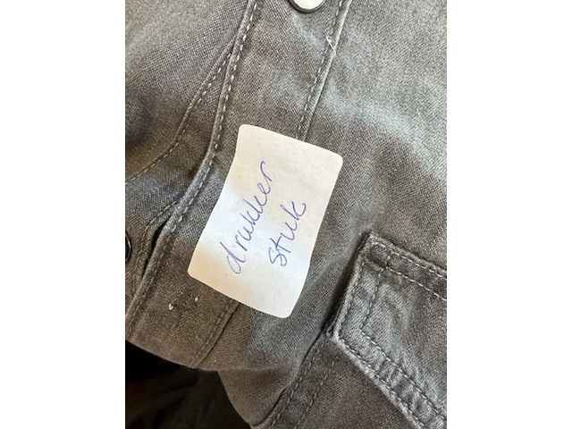 4x doos b-keus kleding en retouren - afbeelding 2 van  5