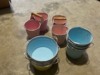 4x doos bloempotten etc, divers - afbeelding 5 van  6