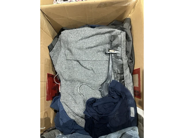 4x dozen kleding - afbeelding 10 van  13