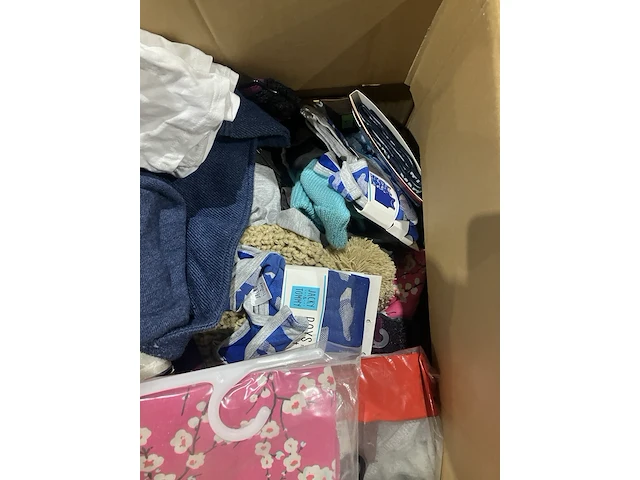 4x dozen kleding - afbeelding 12 van  13